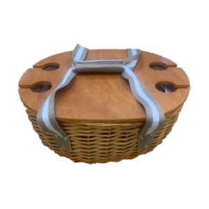PICNIC BASKET SET FOR 4 PERSONS ערכת פיקניק לרביעייה PICNIC BASKET SET FOR 4 PERSONS ערכת פיקניק לרביעייה